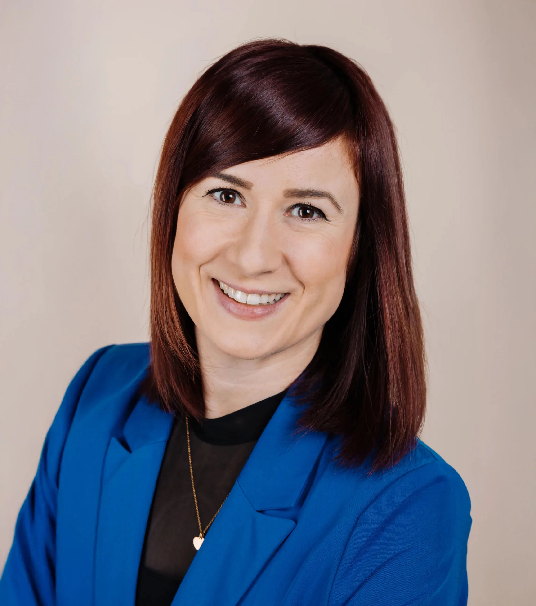 Porträt von Jennifer Ringforth für die Presse bei pace IT